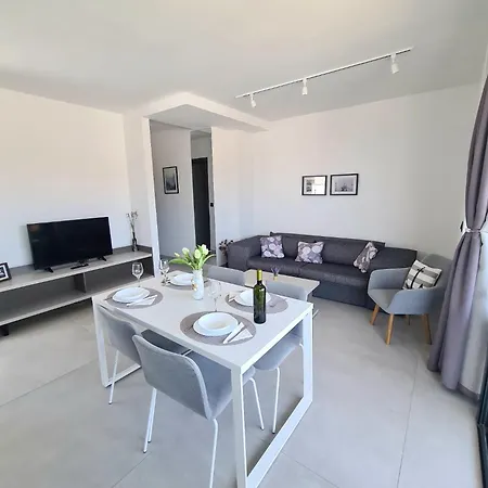 Aura Maris Apartman *