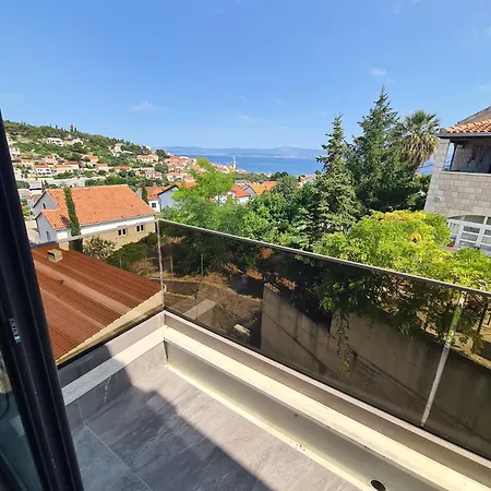 Aura Maris Apartman *